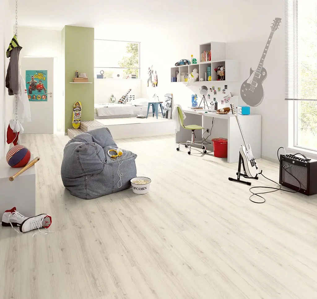 EPL026 Western Oak light 